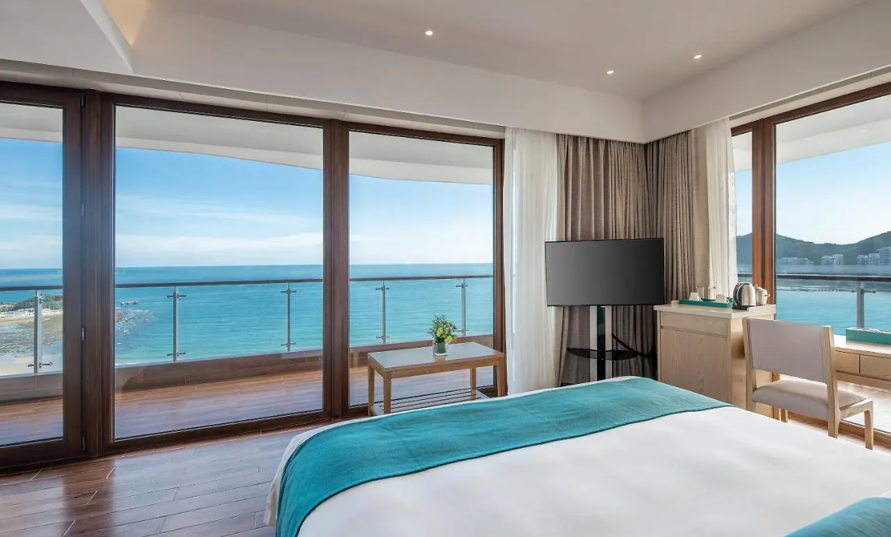 Sanya Dadonghai Seaview Hotel