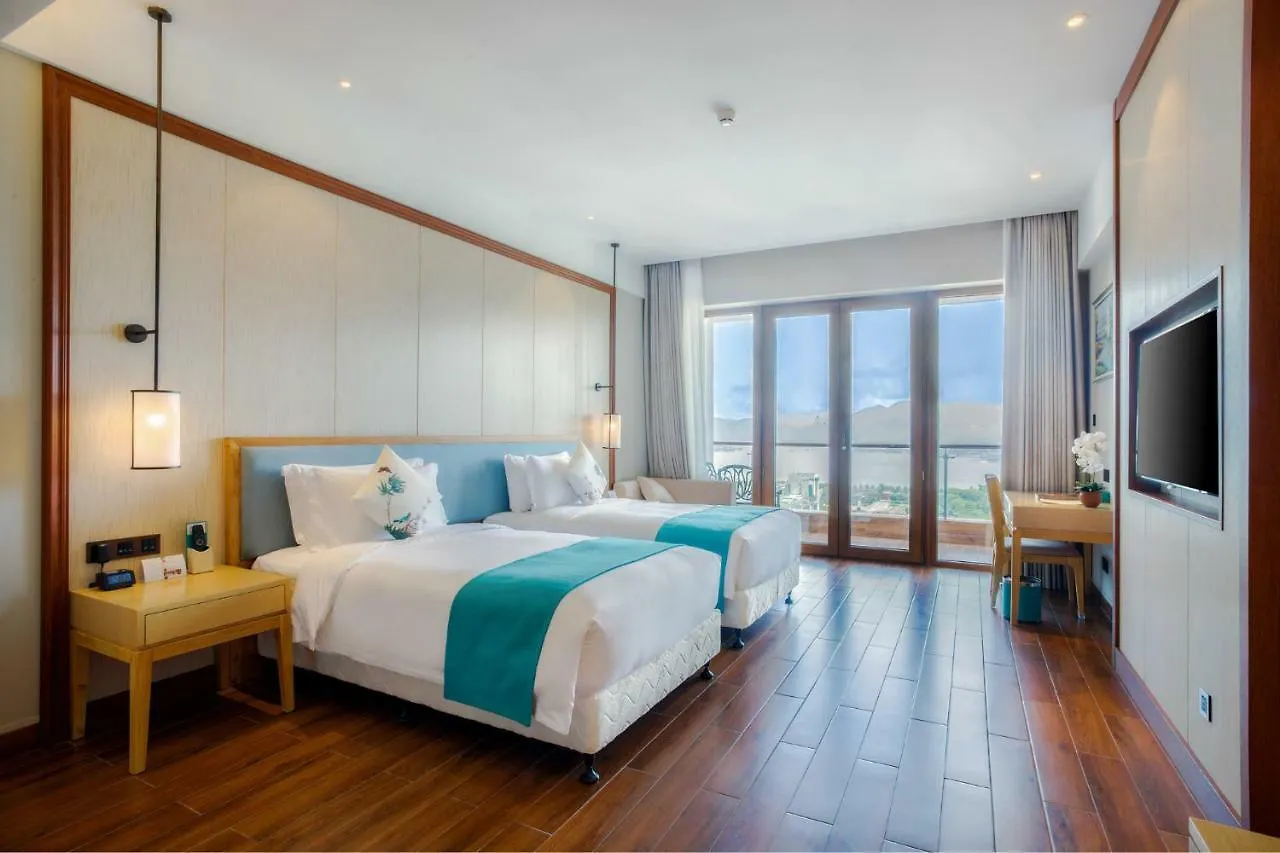 Sanya Dadonghai Seaview Hotel